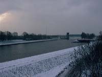 Bridge over AmsterdamRijnKanaal, 08-02-1999